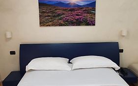 Vittoria Guest House Salerno